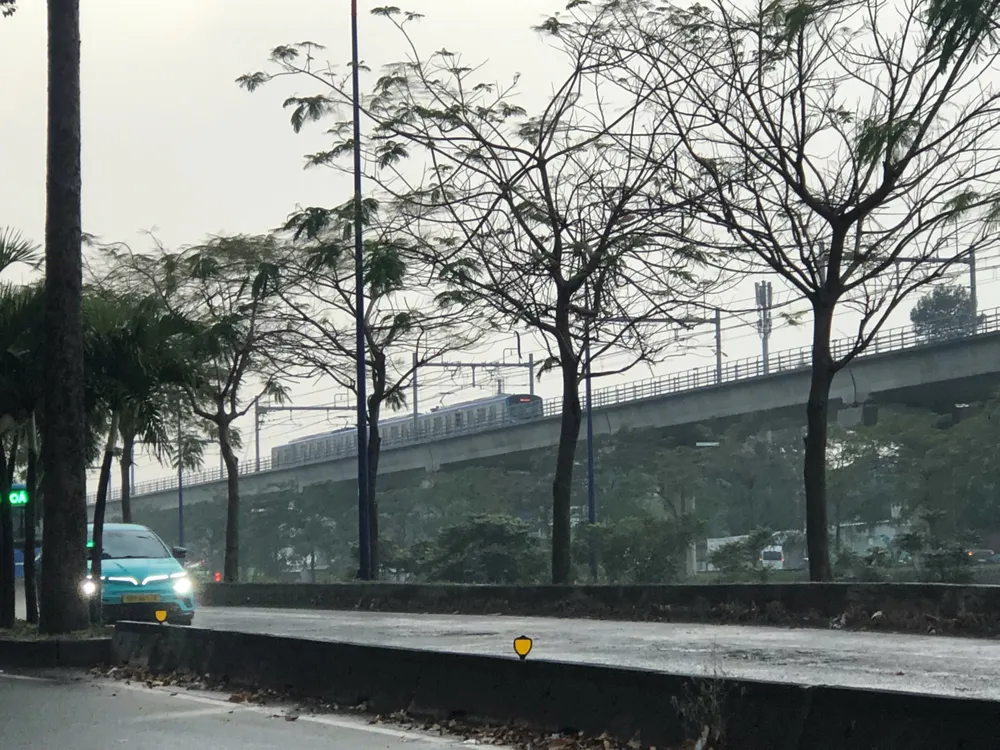 tàu metro số 1 gặp sự cố