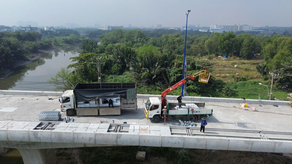 Cầu Tăng Long, TP Thủ Đức hoàn thành vào cuối tháng 2