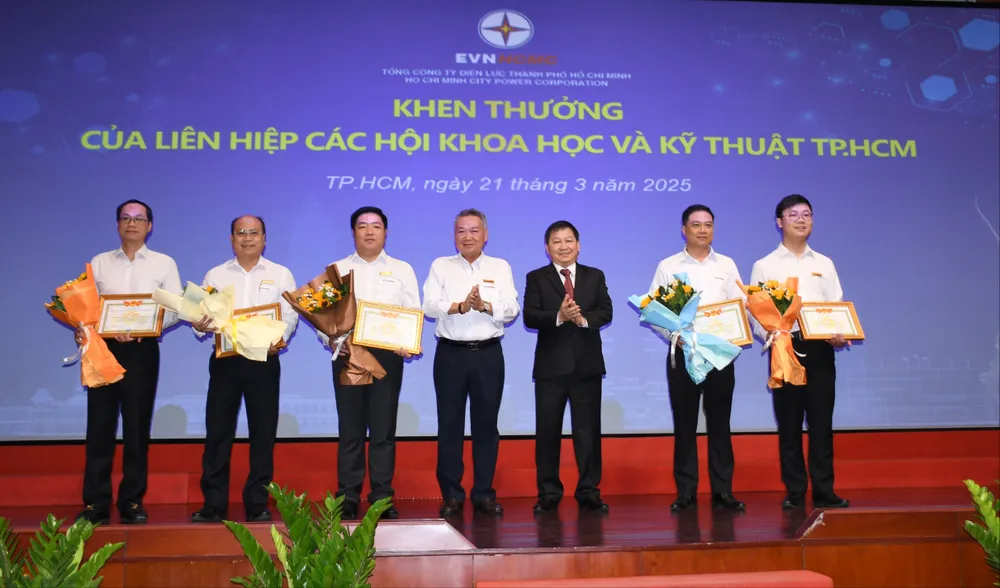 Điện lực TP.HCM trở thành doanh nghiệp số đầu tiên của Việt Nam