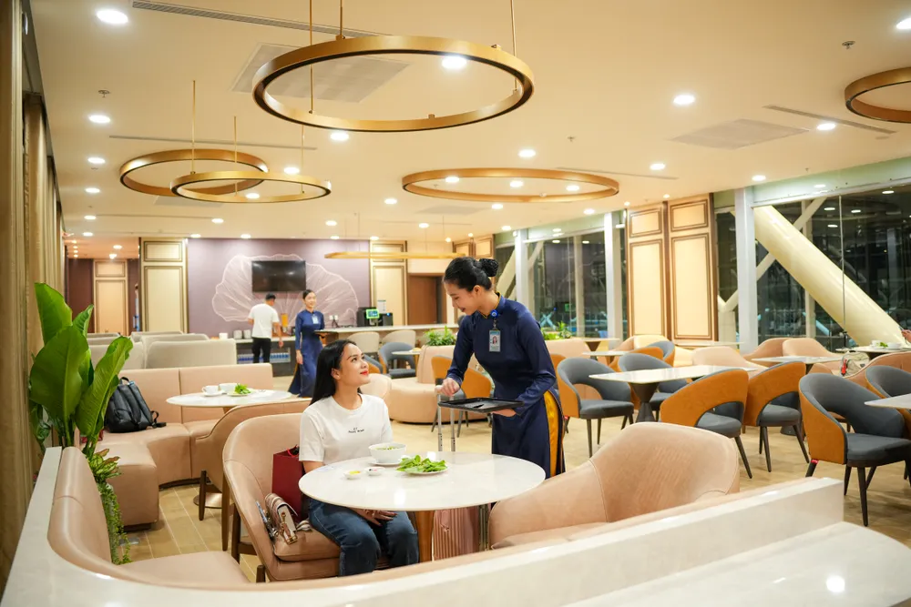 LOUNGE LOTUS T3-13.jpeg