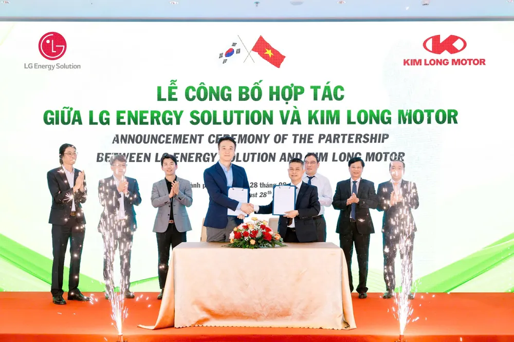 Kim Long Motor và LG Energy Solution hợp tác sản xuất, lắp ráp pin ô tô điện.