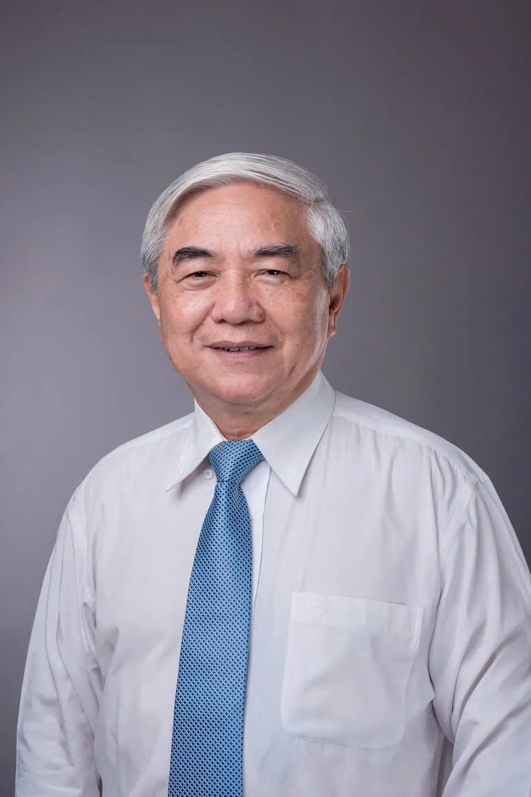 tien si nguyen-quan.jpg