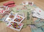 Hủy án vụ đánh bạc vì số tiền không đúng ảnh 2 Xử không nghiêm người đánh bạc có tiền án, tiền sự