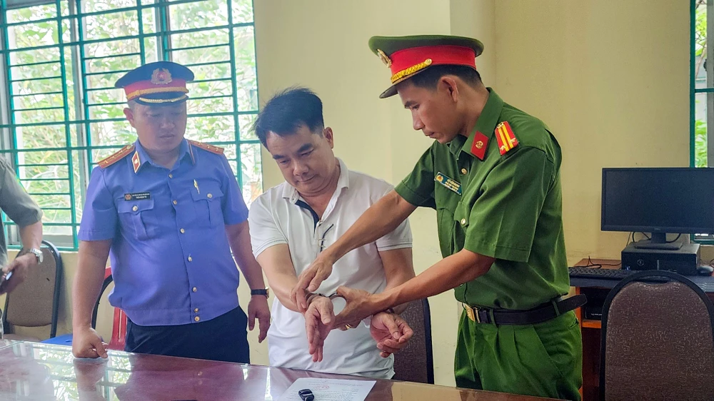 phân lô bán nền