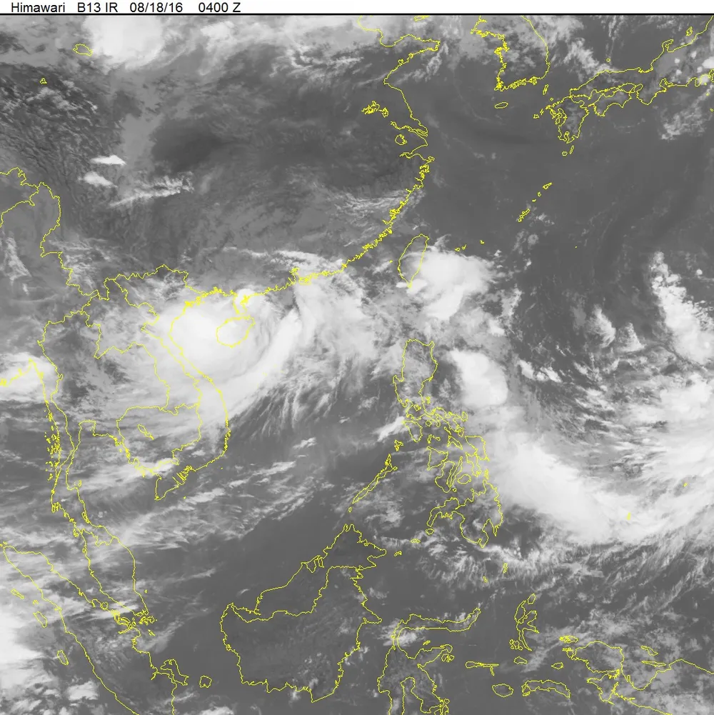 Bão Thần Sét giật cấp 13 áp sát các tỉnh ven biển Bắc Bộ ảnh 1