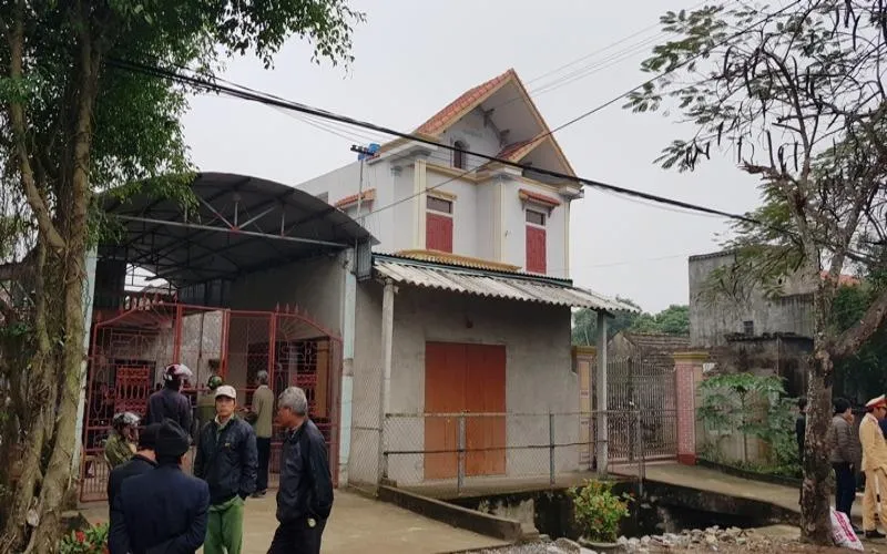 Khởi tố kẻ sát hại vợ và 2 con ở Thanh Hóa ảnh 1