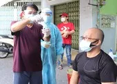 Thứ trưởng Bộ Y tế khuyến khích người dân TP.HCM tự test nhanh COVID-19