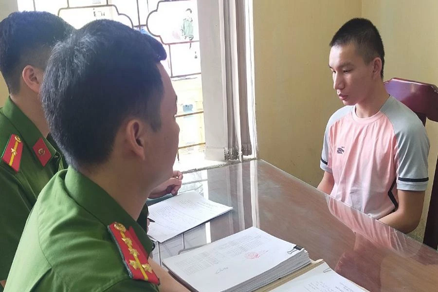 Nguyễn Đình Tuấn bị Công an huyện Như Thanh bắt giữ. Ảnh: Công an cung cấp