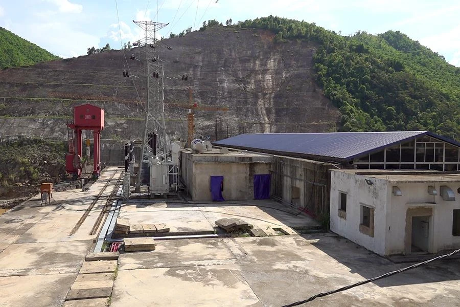 Hình ảnh dự án thủy điện Hồi Xuân hoang vắng trong những ngày tháng 7-2022.