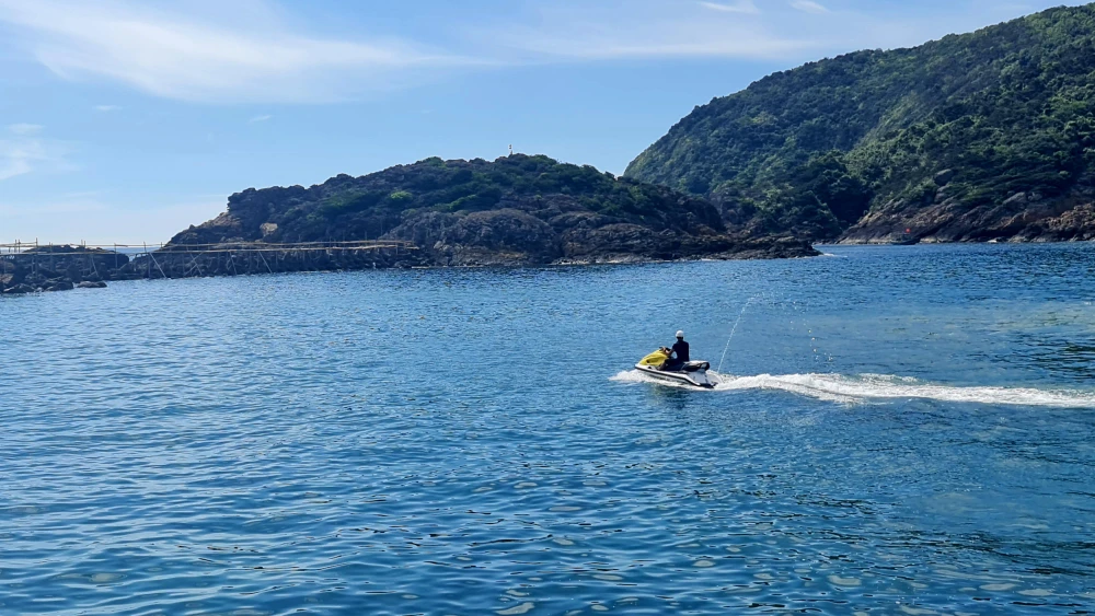 Nằm ở phía Đông Nam tỉnh Thanh Hóa, cách đất liền 11km, quần đảo Hòn Mê nằm ở khu vực ngoài khơi biển Nghi Sơn (TX Nghi Sơn, Thanh Hóa). Ảnh: ĐẶNG TRUNG
