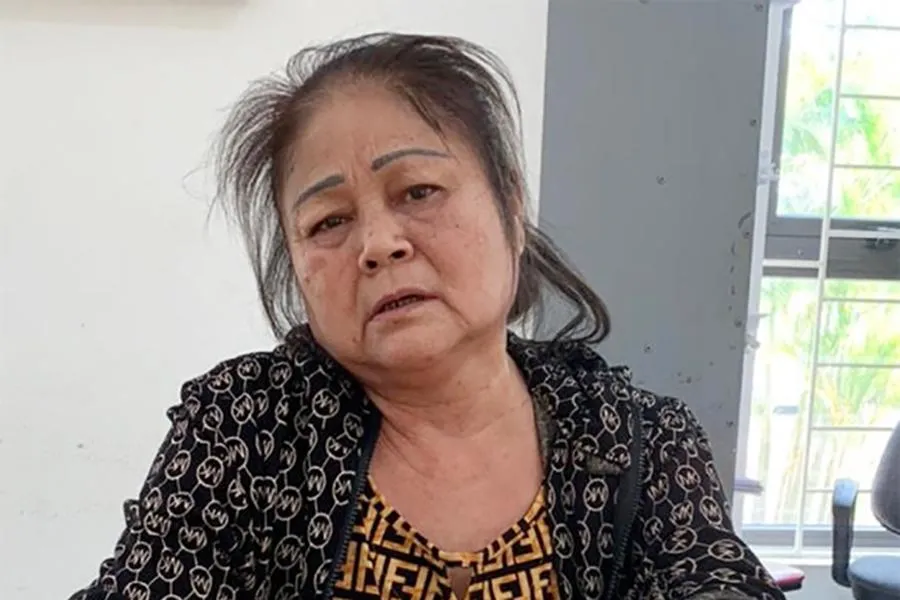 Trần Thị Hương tại cơ quan công an. Ảnh: CACC