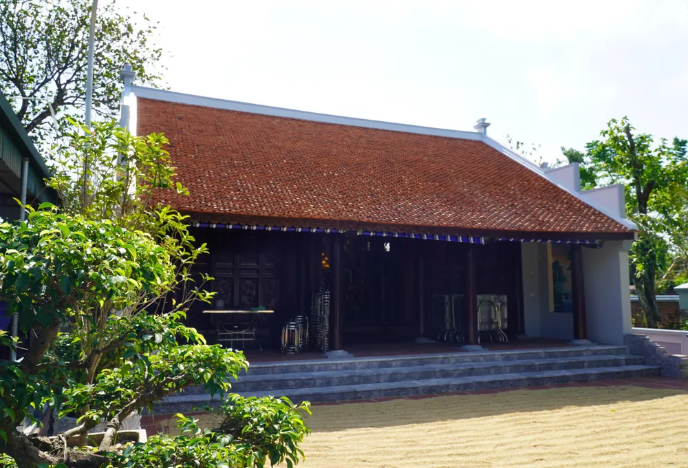 Năm 2011, Sở VHTT-DL tỉnh Thanh Hóa cùng với huyện Hậu Lộc đã khởi dựng nhà lưu niệm di tích lịch sử cách mạng của gia đình bà Nguyễn Thị Quyển (tức Mẹ Tơm). Ảnh: ĐẶNG TRUNG