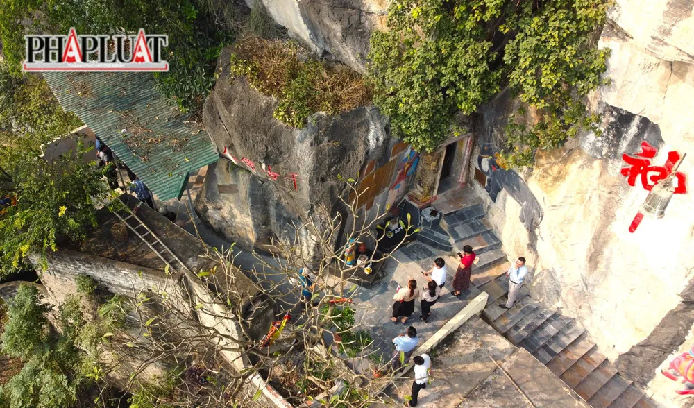 Sở VH-TT&amp;DL tỉnh Thanh Hóa đề nghị Bí thư TP Thanh Hóa ông Lê Anh Xuân chỉ đạo UBND TP Thanh Hóa tổ chức kiểm điểm trách nhiệm và xử lý, kỷ luật nghiêm đối với các cá nhân, tập thể có liên quan đến việc làm sai lệch. Ảnh: ĐẶNG TRUNG