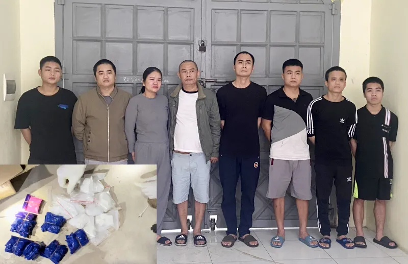 Công an bắt giữ tám người liên quan tàng trữ và sử dụng ma túy trái phép. Ảnh: CAHT