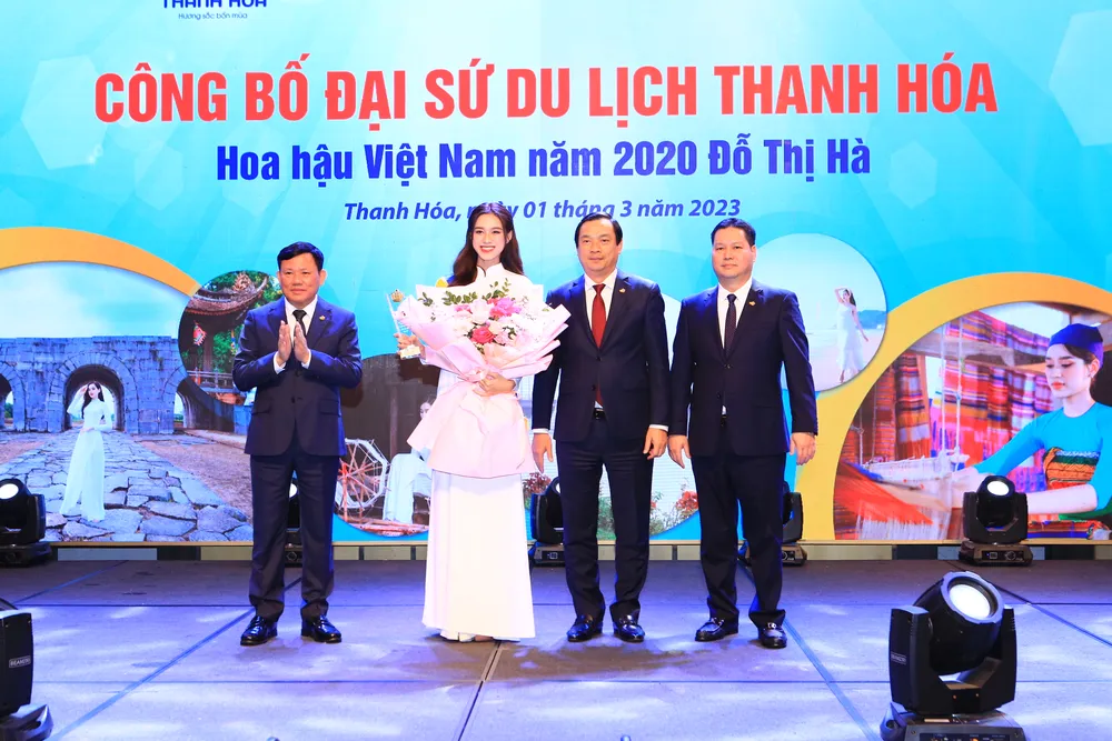 Hoa hậu Đỗ Thị Hà chính thức trở thành đại sứ du lịch tỉnh Thanh Hóa nhiệm kỳ 2022 - 2024. Hoa hậu Đỗ Thị Hà chính thức trở thành đại sứ du lịch tỉnh Thanh Hóa nhiệm kỳ 2022 - 2024.
