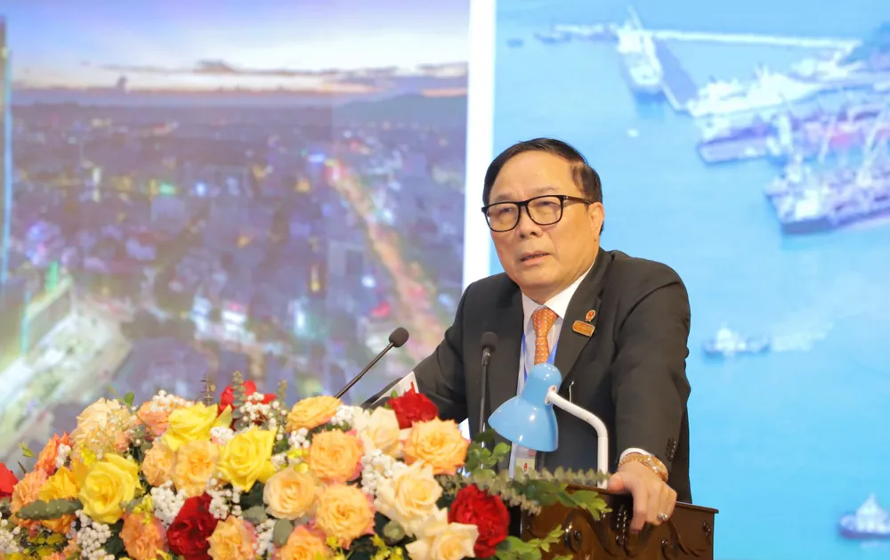 Ông Nguyễn Văn Đệ, Chủ tịch HĐQT Công ty Hợp Lực phát biểu tại hội nghị. Ảnh: ĐẶNG TRUNG Ông Nguyễn Văn Đệ, Chủ tịch HĐQT Công ty Hợp Lực phát biểu tại hội nghị. Ảnh: ĐẶNG TRUNG