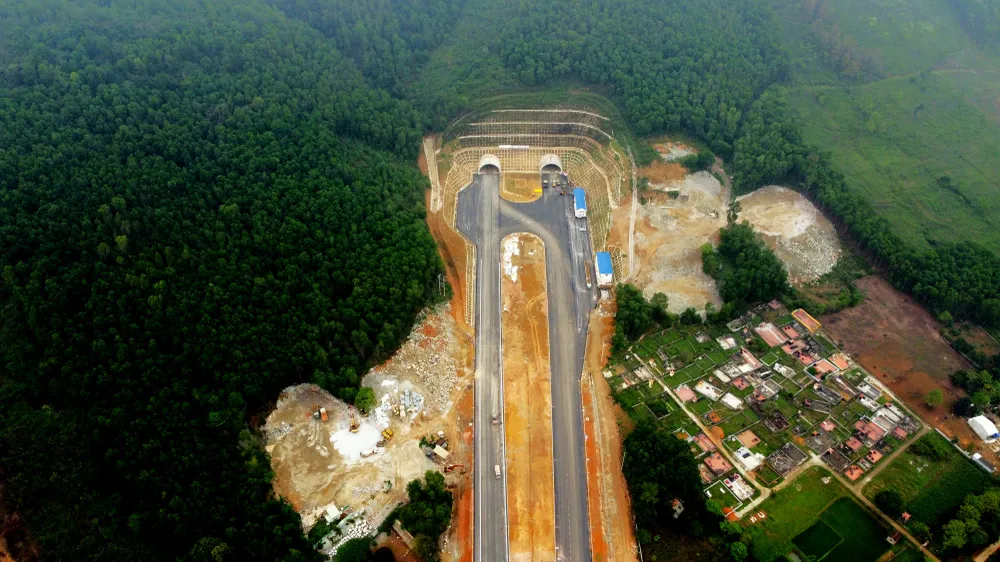 Cao tốc Bắc Nam đoạn Mai Sơn – Quốc lộ 45 thông xe 30-4