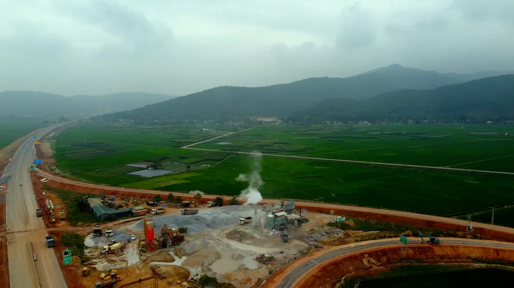 Cao tốc Bắc Nam đoạn Mai Sơn – Quốc lộ 45 thông xe 30-4