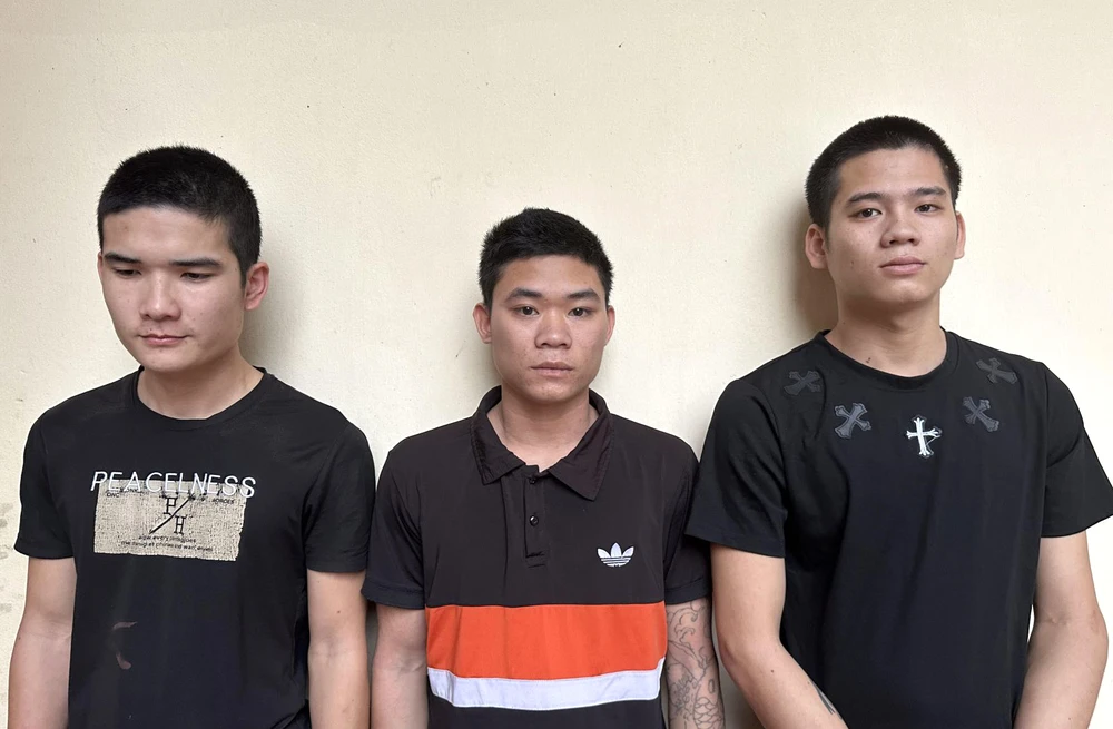 Ba thanh niên bị công an khởi tố bắt giam là Phúc, Đức, Tuấn Anh (từ trái qua phải). Ảnh: CATH