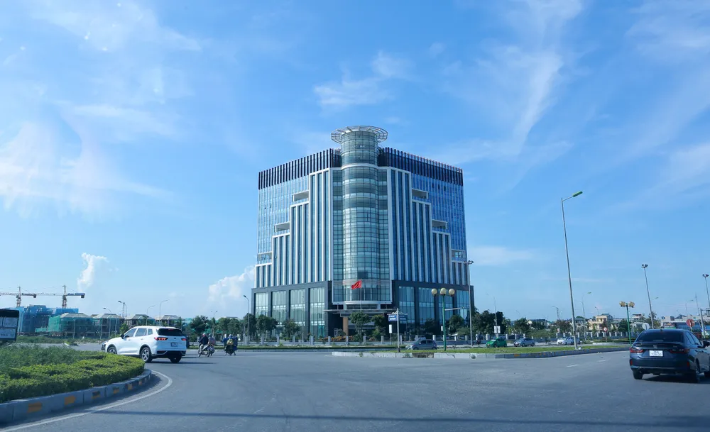 Sau khi tuyến đại lộ Nam sông Mã hoàn thiện giai đoạn 2 sẽ góp phần thúc đẩy phát triển kinh tế của hai thành phố. Ảnh: ĐẶNG TRUNG Sau khi tuyến đại lộ Nam sông Mã hoàn thiện giai đoạn 2 sẽ góp phần thúc đẩy phát triển kinh tế của hai thành phố. Ảnh: ĐẶNG TRUNG