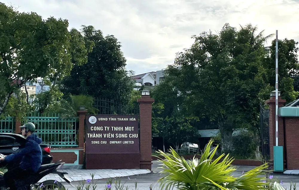 Trụ sở nơi Công ty TNHH MTV Sông Chu do ông Lê Văn Thủy làm Chủ tịch HĐTV có nhiều người thân giữ chức tại Công ty. Ảnh: ĐT