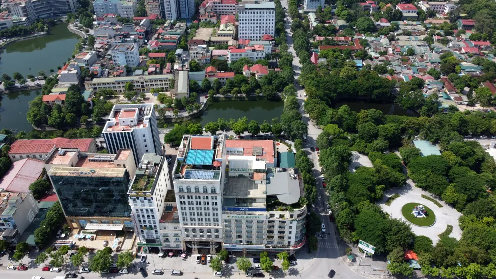 Tuy nhiên, đến tháng 2-2022, UBND tỉnh Thanh Hoá ban hành văn bản 2143 về việc chỉ đạo thanh tra tổng thể, toàn diện về quy hoạch đất đai, trình tự thủ tục đầu tư, xây dựng đối với 12 dự án sử dụng đất giai đoạn 2010 - 2021. Trong danh sách 12 dự án bị thanh tra có dự án đầu tư xây dựng công trình Hạc Thành Tower. Tuy nhiên, đến tháng 2-2022, UBND tỉnh Thanh Hoá ban hành văn bản 2143 về việc chỉ đạo thanh tra tổng thể, toàn diện về quy hoạch đất đai, trình tự thủ tục đầu tư, xây dựng đối với 12 dự án sử dụng đất giai đoạn 2010 - 2021. Trong danh sách 12 dự án bị thanh tra có dự án đầu tư xây dựng công trình Hạc Thành Tower.