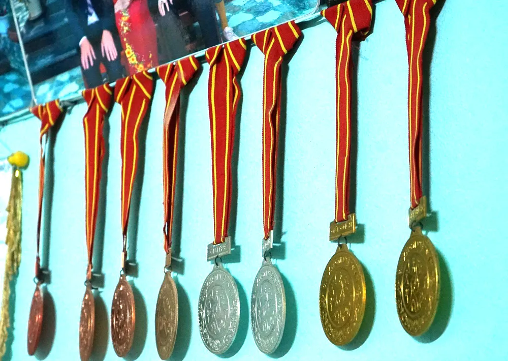 Vinh quang và vực sâu nỗi đau của nữ vận động viên Lê Thị Huệ - 9.jpg