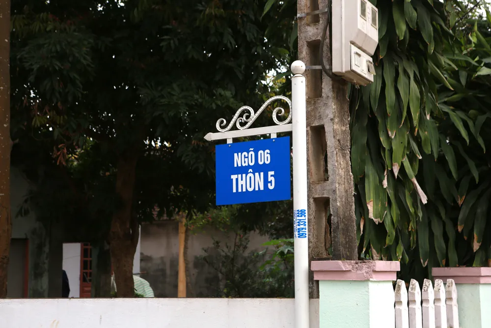 Cận cảnh ngôi làng dân hiến đất mở đường rộng như đô thị - 10.JPG