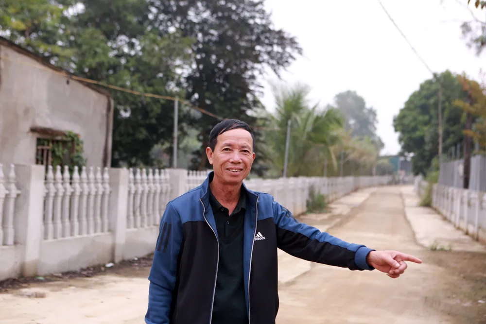 Cận cảnh ngôi làng dân hiến đất mở đường rộng như đô thị - 13.JPG