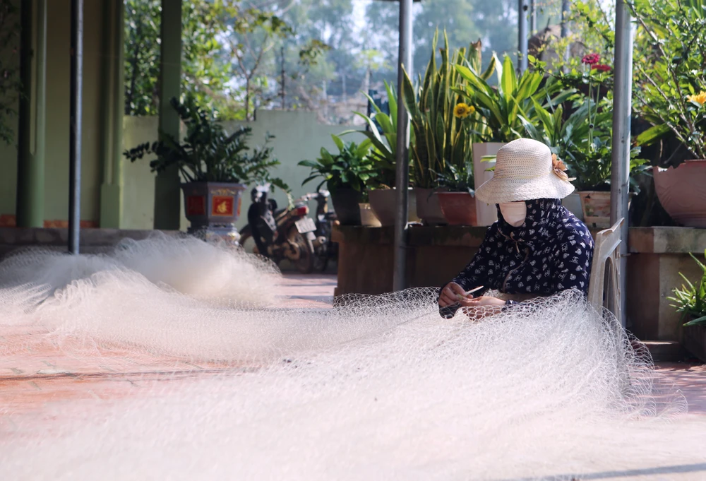 Tôi đi vá lưới thuê ở xã Hoằng Trường, Hoằng Hóa, Thanh Hóa-21.jpg