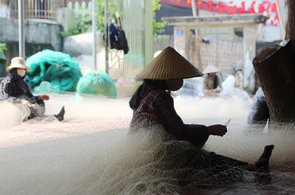 Tôi đi vá lưới thuê ở xã Hoằng Trường, Hoằng Hóa, Thanh Hóa-8.JPG