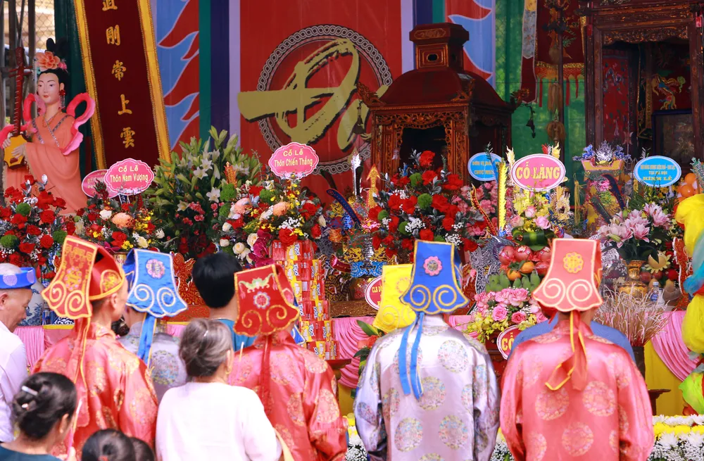 Cận cảnh Lễ hội Cầu Ngư ở làng biển có mật độ dân số cao nhất Việt Nam - 16.JPG