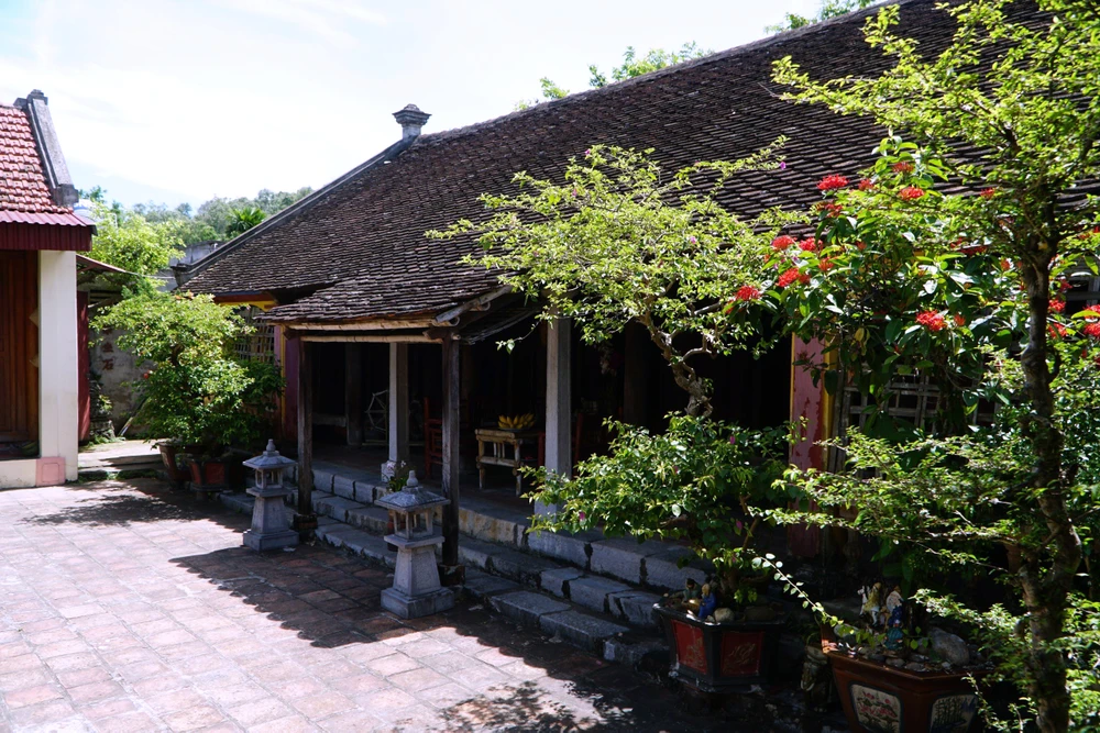 Cận cảnh những ngôi nhà trăm tuổi ở làng cổ Thanh Hóa - 14.jpg