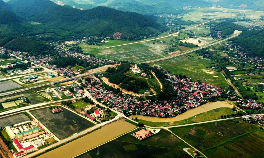 Vẻ đẹp Làng cổ Tiên Hòa và bí mật 6.000 năm trước - 15.JPG