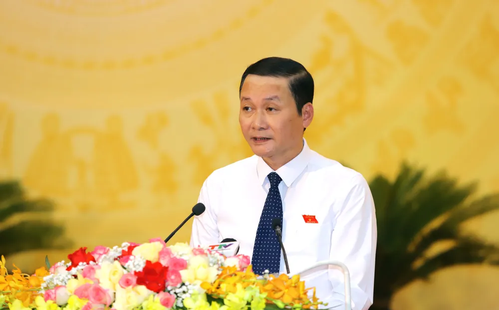 Chủ tịch UBND tỉnh Thanh Hóa ông Đỗ Minh Tuấn báo cáo tóm tắt về tình hình kinh tế - xã hội Chủ tịch UBND tỉnh Thanh Hóa Tốc độ tăng trưởng GRDP đứng thứ 3 cả nước -.jpg
