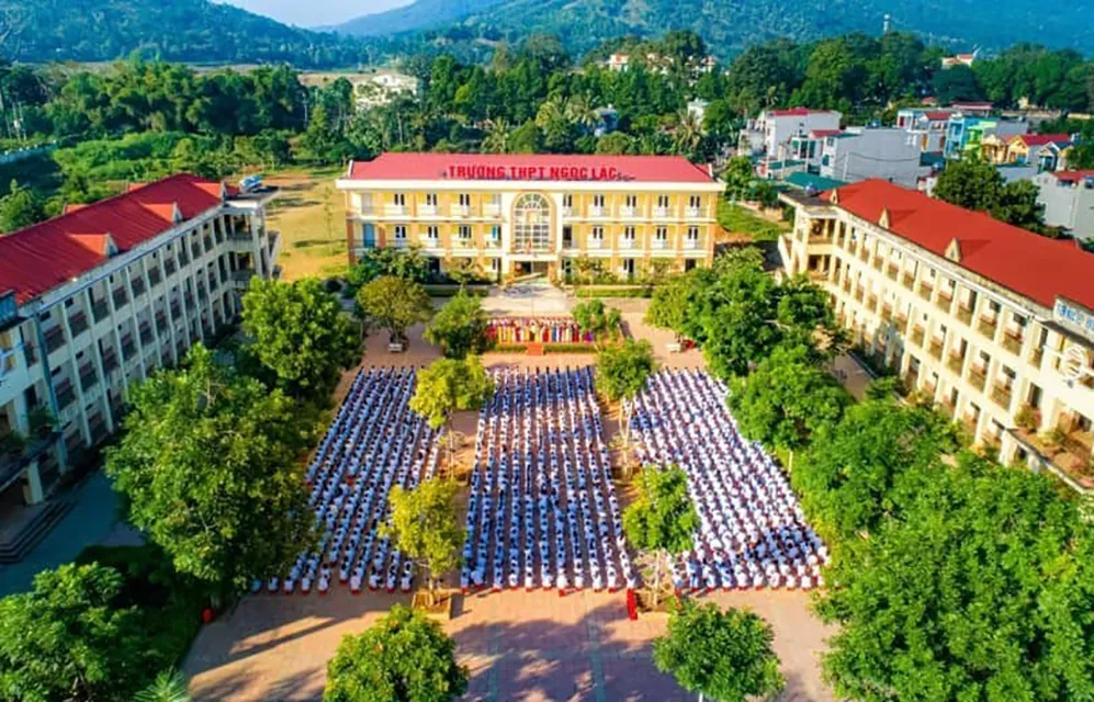 THPT Ngoc Lac.jpg
