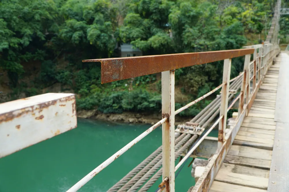 Người dân bất an khi phải đi qua các cầu treo xuống cấp ở Thanh Hóa - 7.jpg