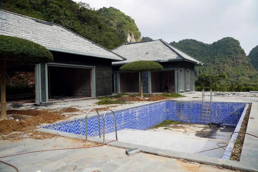 Cận cảnh tháo dỡ công trình xây dựng trái phép trên đất quốc phòng -6.jpg