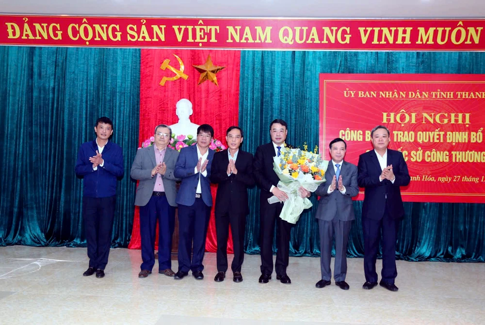 Thanh Hóa có tân Giám đốc Sở Công thương - 3.jpg