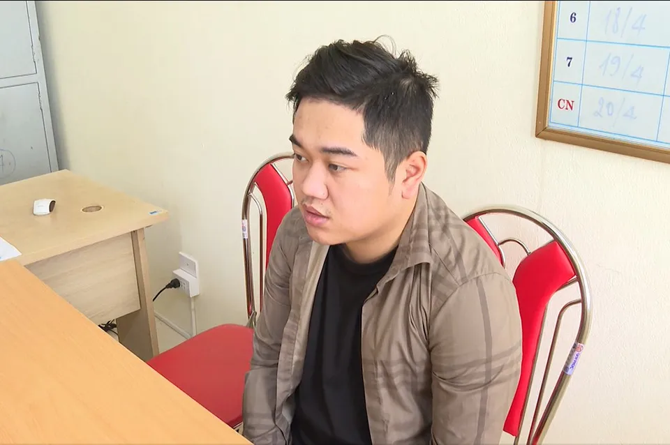 trốn về Việt Nam