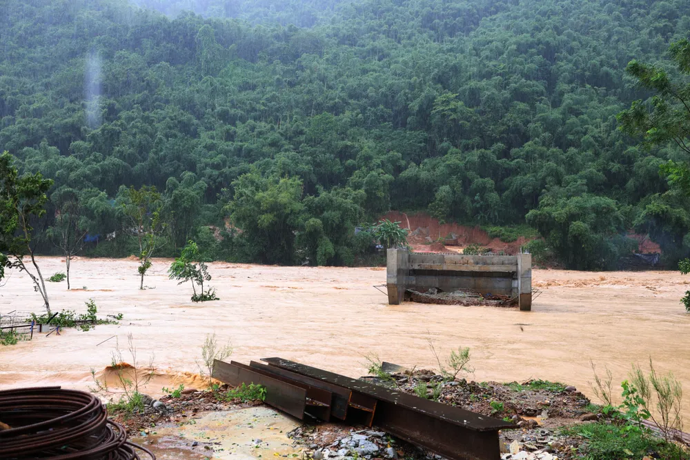 Lũ quét, sạt lở chia cắt nhiều tuyến đường ở xã miền núi Thanh Hóa - 9.jpg
