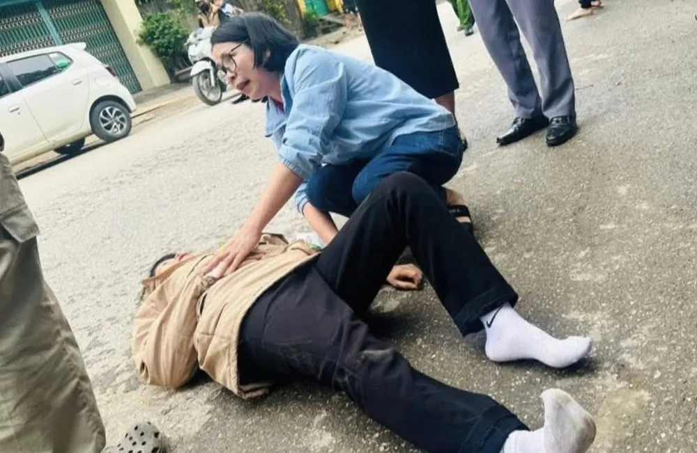 Nữ giám đốc cứu người gặp nạn giữa đường.jpg