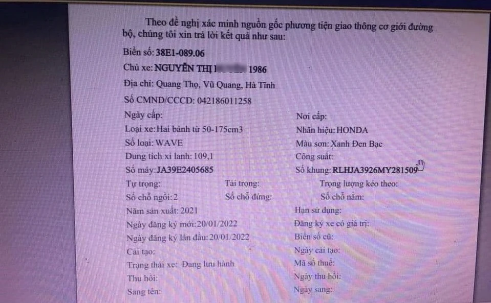 Thông tin tra cứu biển số xe để lại trên cầu. Ảnh: CA