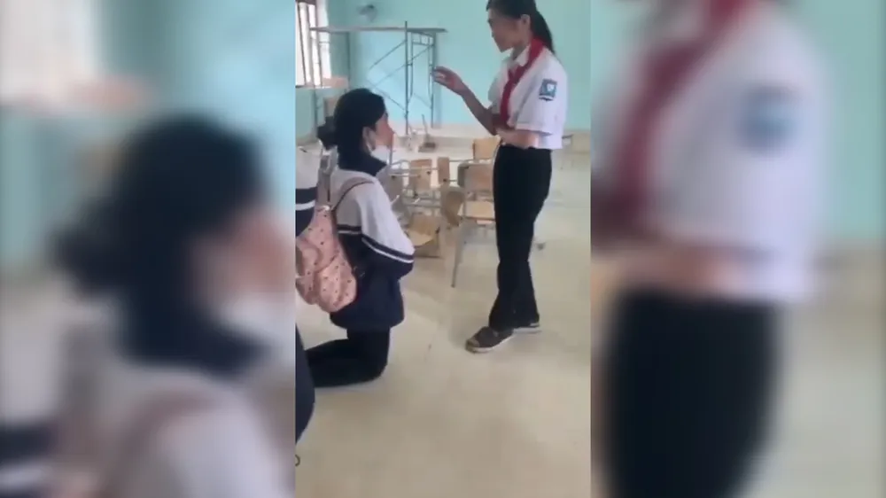 Hình ảnh cắt từ clip. Hình ảnh cắt từ clip.