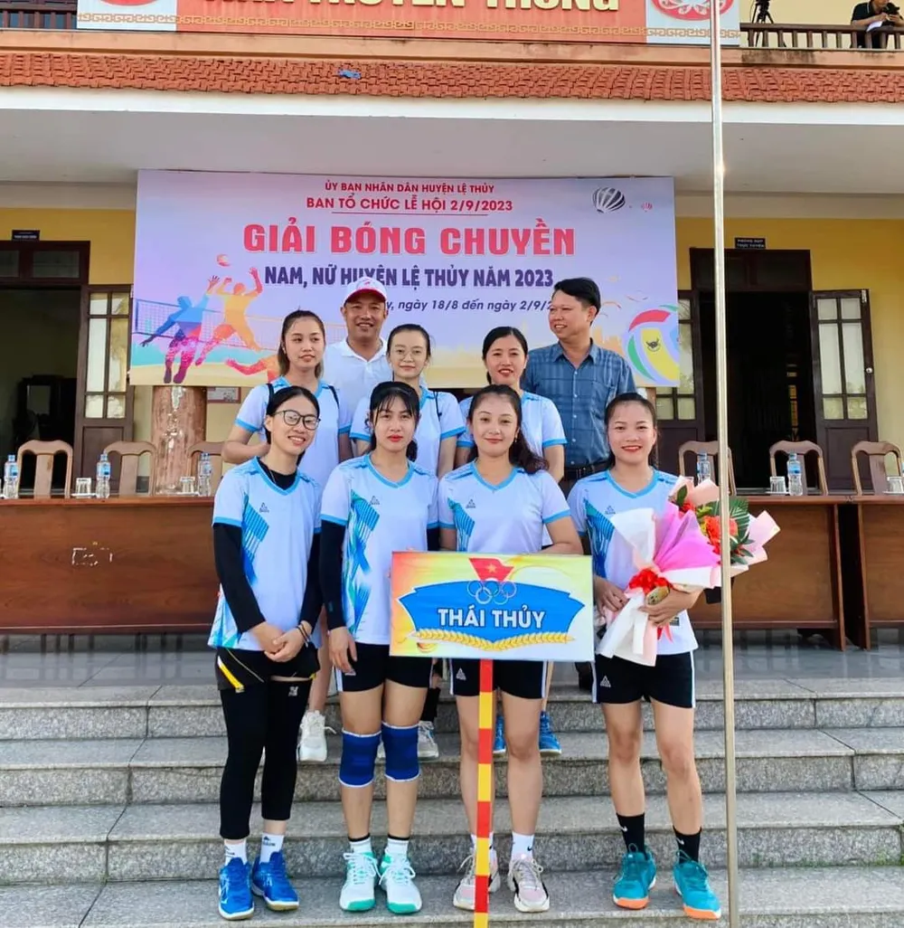 Giải bóng chuyền nữ trên quê hương Đại tướng Võ Nguyên Giáp diễn ra từ ngày 18-8 đến 1-9. Ảnh: BCLT