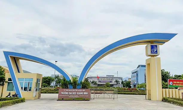 Trường Đại học Quảng Bình nợ bảo hiểm xã hội của người lao động với số tiền hơn 2 tỉ đồng. Ảnh: N.Linh dai-hoc-quang-binh-no-bao-hiem-xa-hoi-can-bo-nhan-vien.jpg