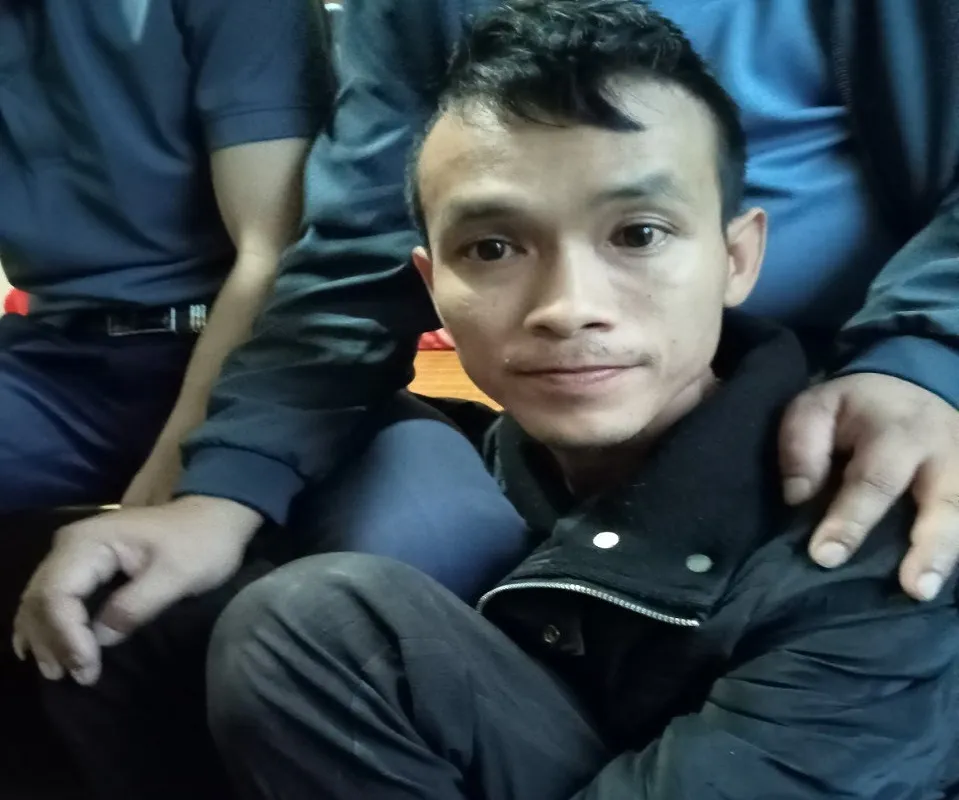 Lê Anh Thắng thời điểm bị bắt quả tang. Ảnh: T.T Lê Anh Thắng bị phát hiện và bắt quả tang khi đang tàng trữ hơn 16.000 viên ma tuý