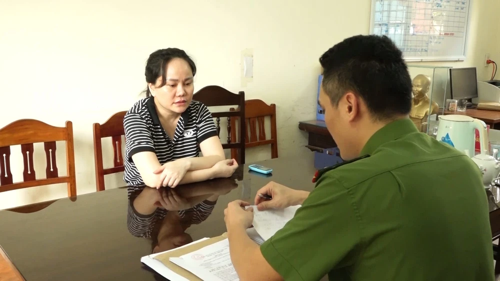 Hai ‘nữ quái’ lừa đảo hơn 100 tỉ đồng bằng chiêu đáo hạn ngân hàng