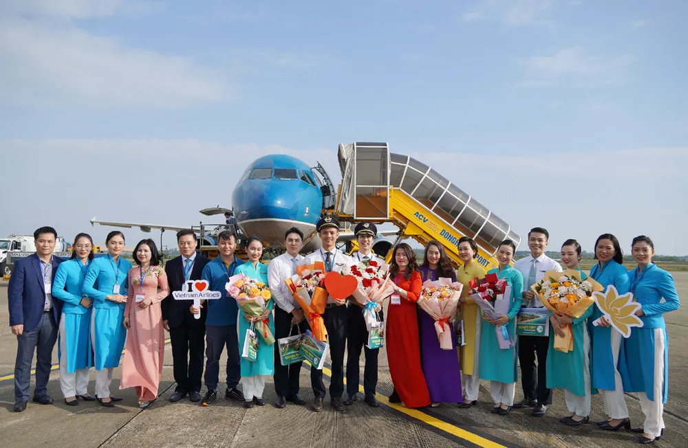 Vietnam Airline tăng chuyến bay Đồng Hới - Hà Nội từ ngày 17-6. Ảnh: CTV Vietnam Airline tăng chuyến bay Đồng Hới - Hà Nội từ ngày 17-6