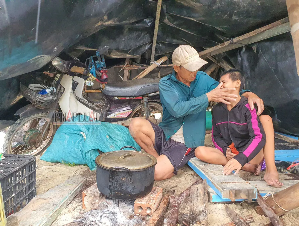 dung-choi-o-tam-tren-Quoc-lo-1A.jpg (4).jpg